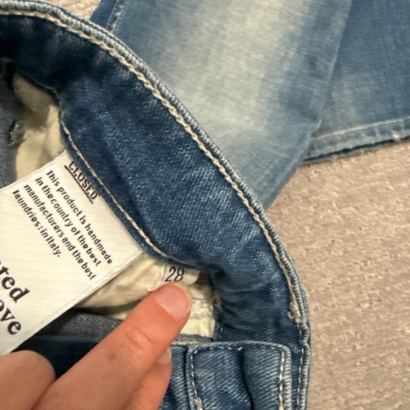 Excellent Condition Closed Jeans - Picture 5 of 10